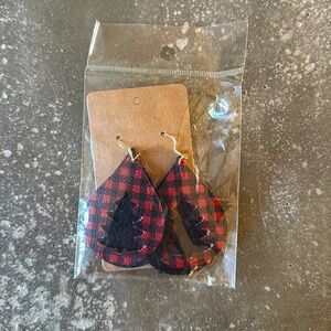 Buffalo plaid Christmas tree earrings